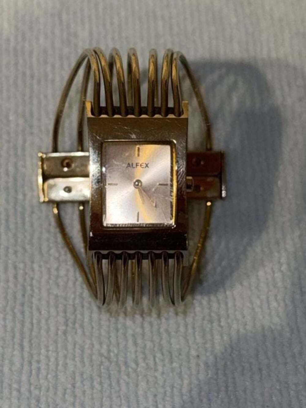 Alfex Design Emilie Vuilleumier Mod. Dep. 5580 Gold Tone Bangle Watch